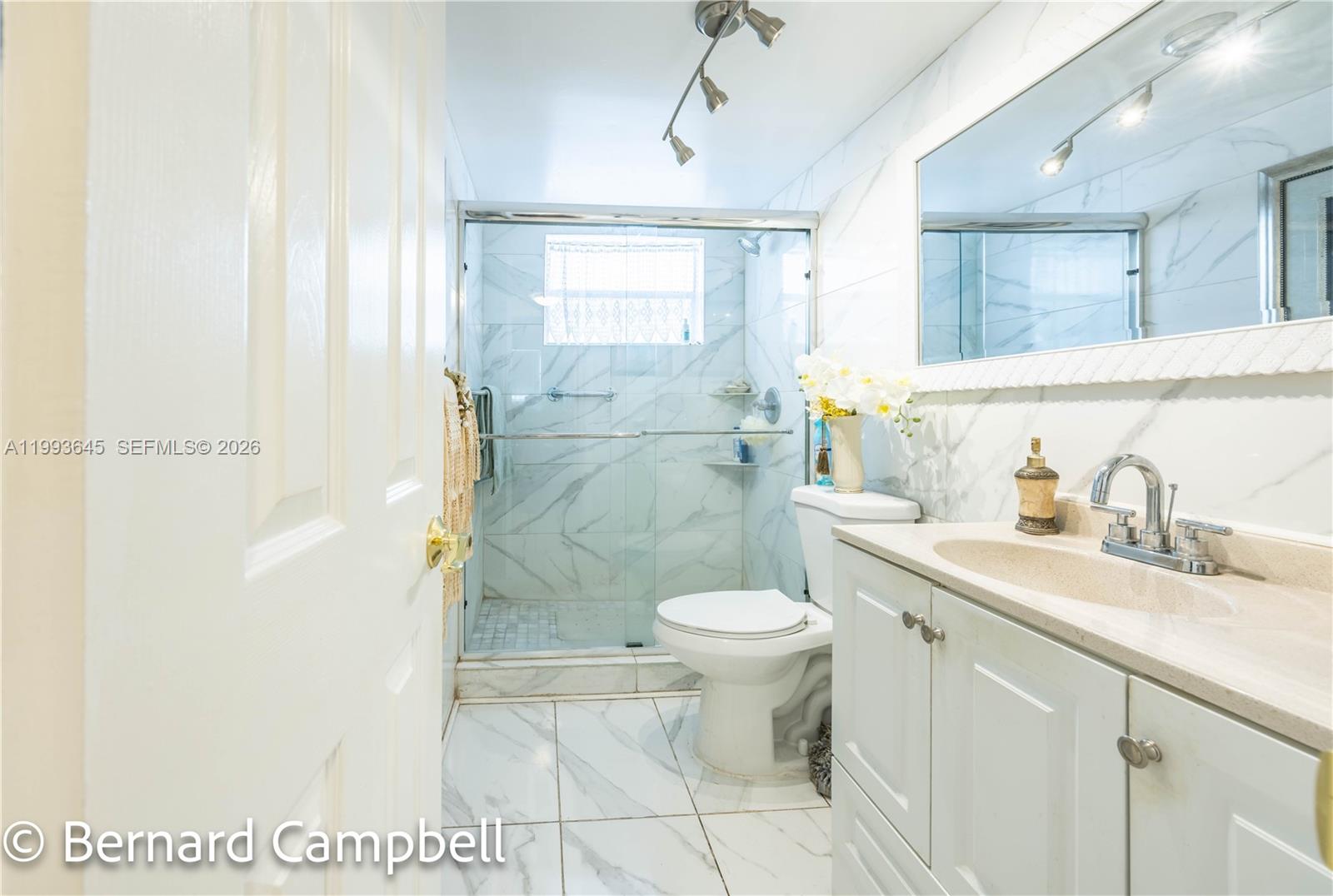 3940 NW 42nd Ave #417 Lauderdale Lakes, FL 33319