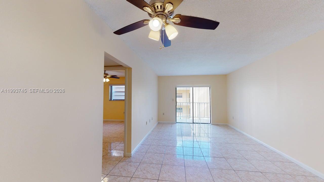 1955 NE 135th St #301