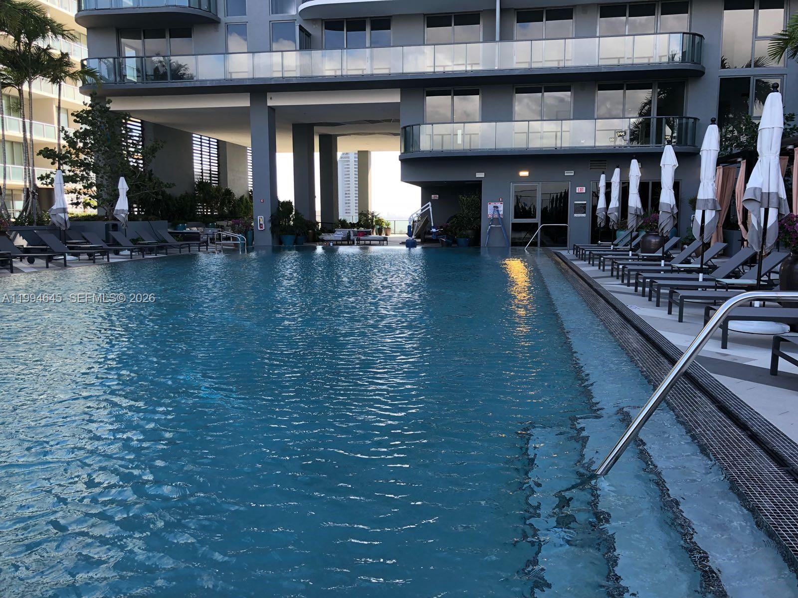 121 NE 34th St #1207 Miami, FL 33137