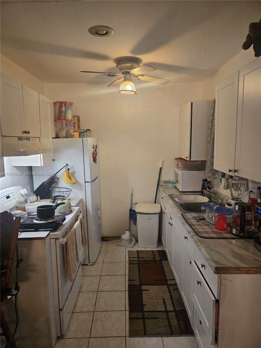 10425 SW 146th Ter Miami, FL 33176