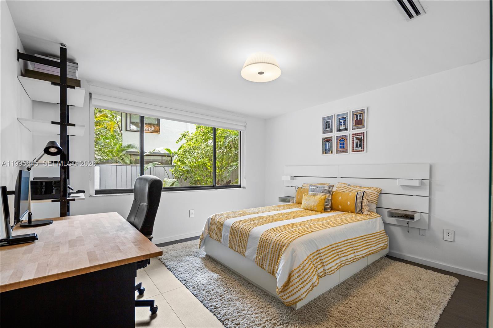 4002 Kumquat Ave Miami, FL 33133