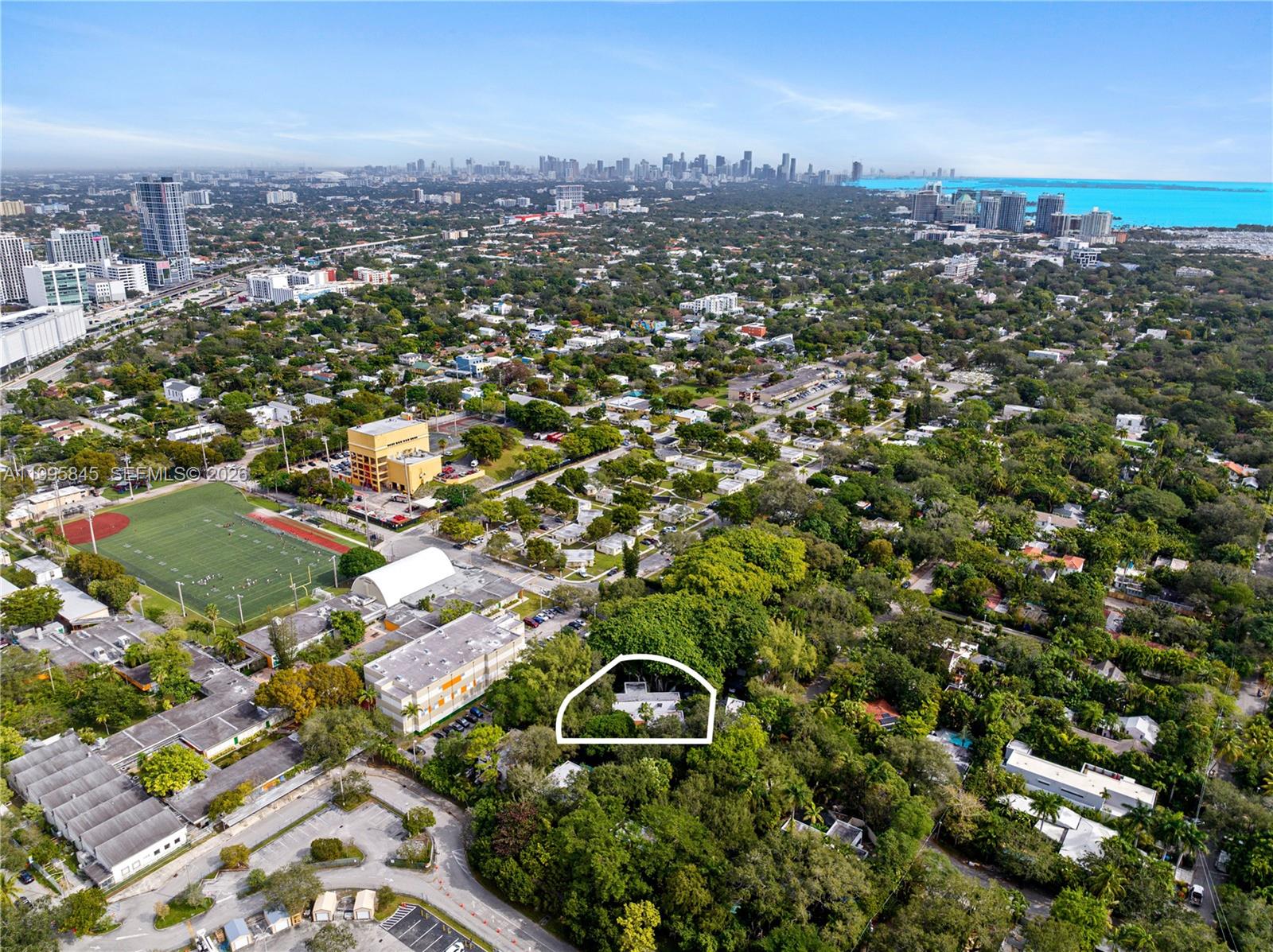 4002 Kumquat Ave Miami, FL 33133