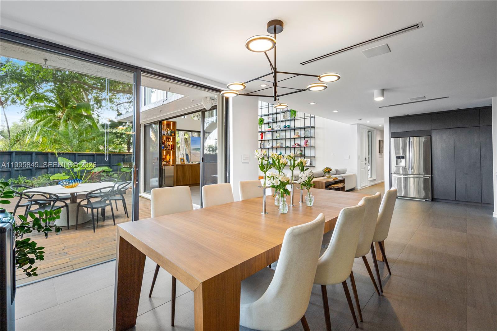 4002 Kumquat Ave Miami, FL 33133