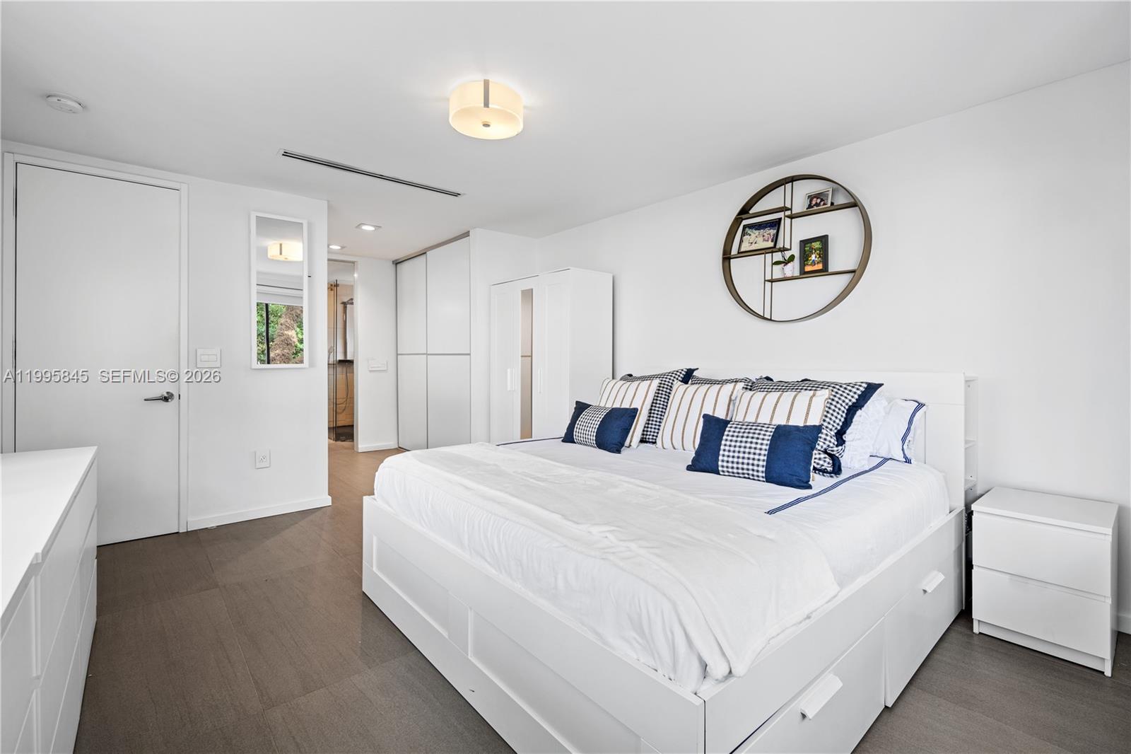 4002 Kumquat Ave Miami, FL 33133