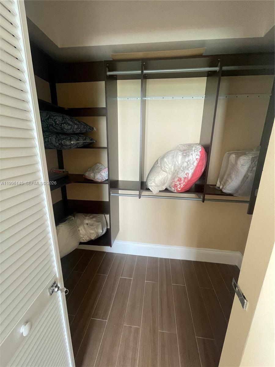 image The Plaza on Brickell West22