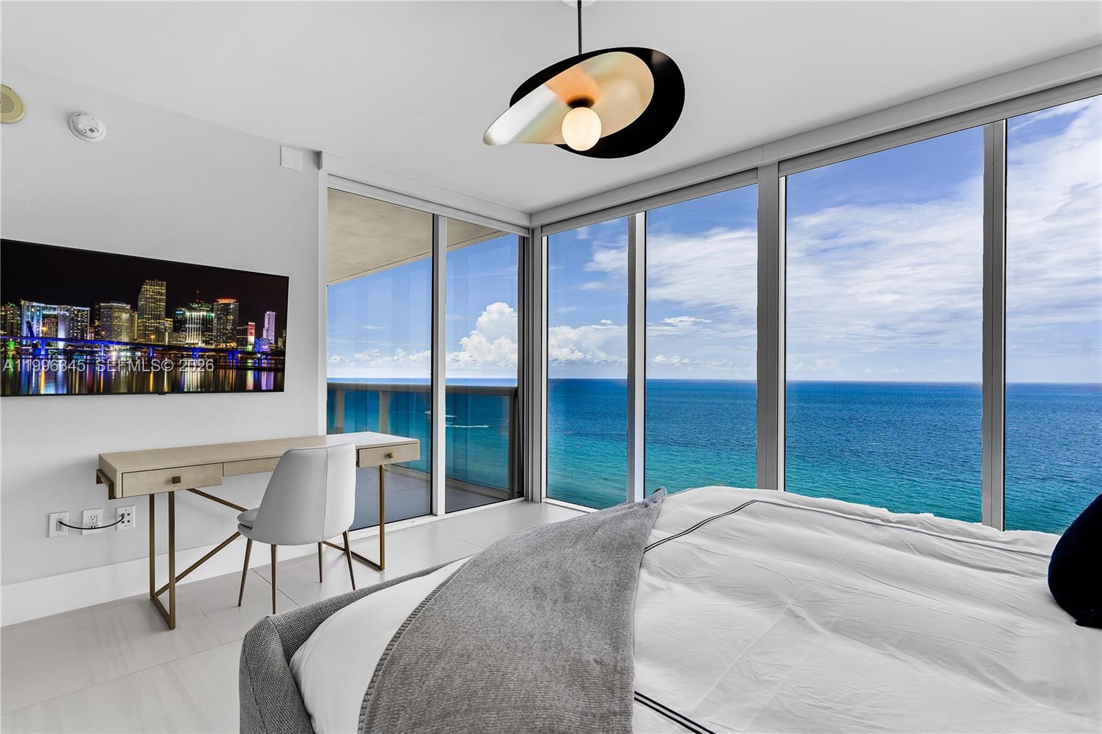 image Beach Club 229