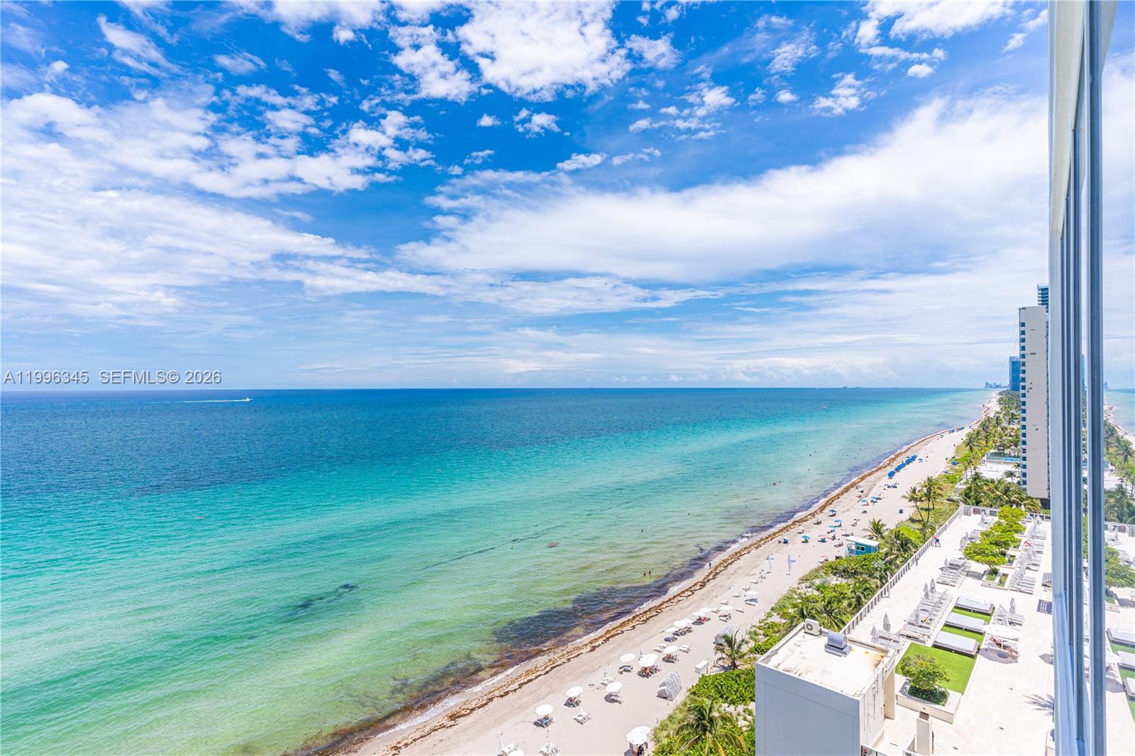 image Beach Club 249