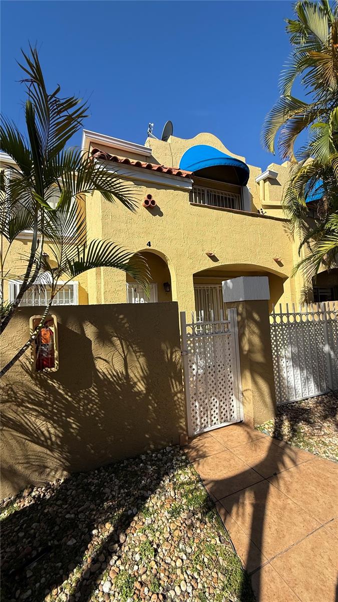 375 Nw 85th Pl #1904 Miami, FL 33126