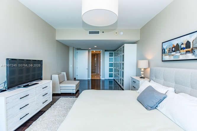 100 S Pointe Dr #3101 Miami Beach, FL 33139
