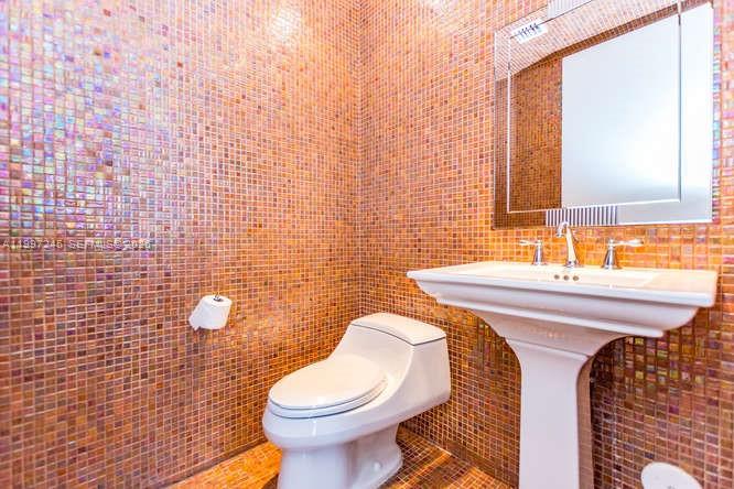100 S Pointe Dr #3101 Miami Beach, FL 33139