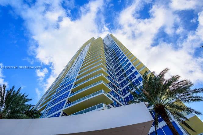 100 S Pointe Dr #3101 Miami Beach, FL 33139