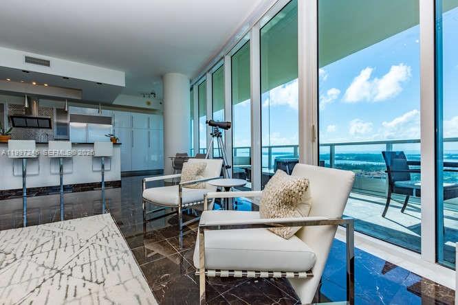 100 S Pointe Dr #3101 Miami Beach, FL 33139