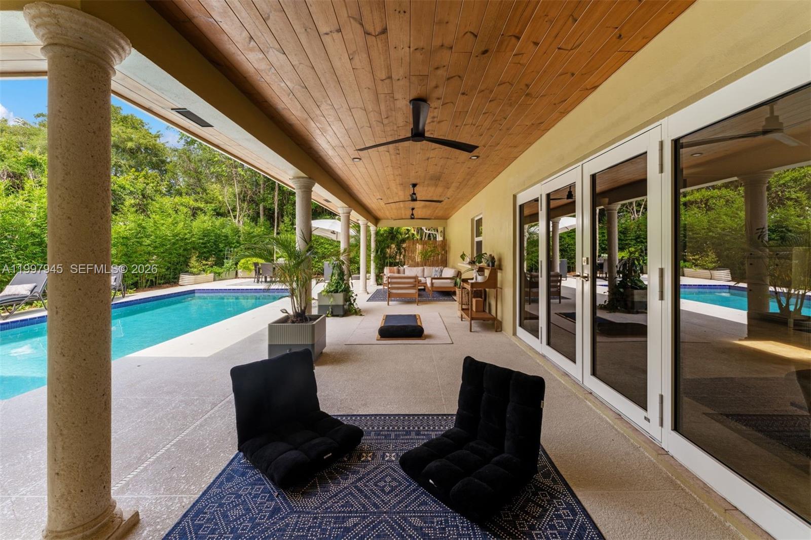 611 Santurce Ave Coral Gables, FL 33143