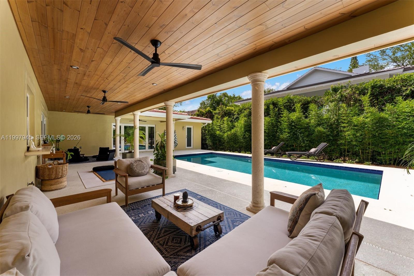611 Santurce Ave Coral Gables, FL 33143