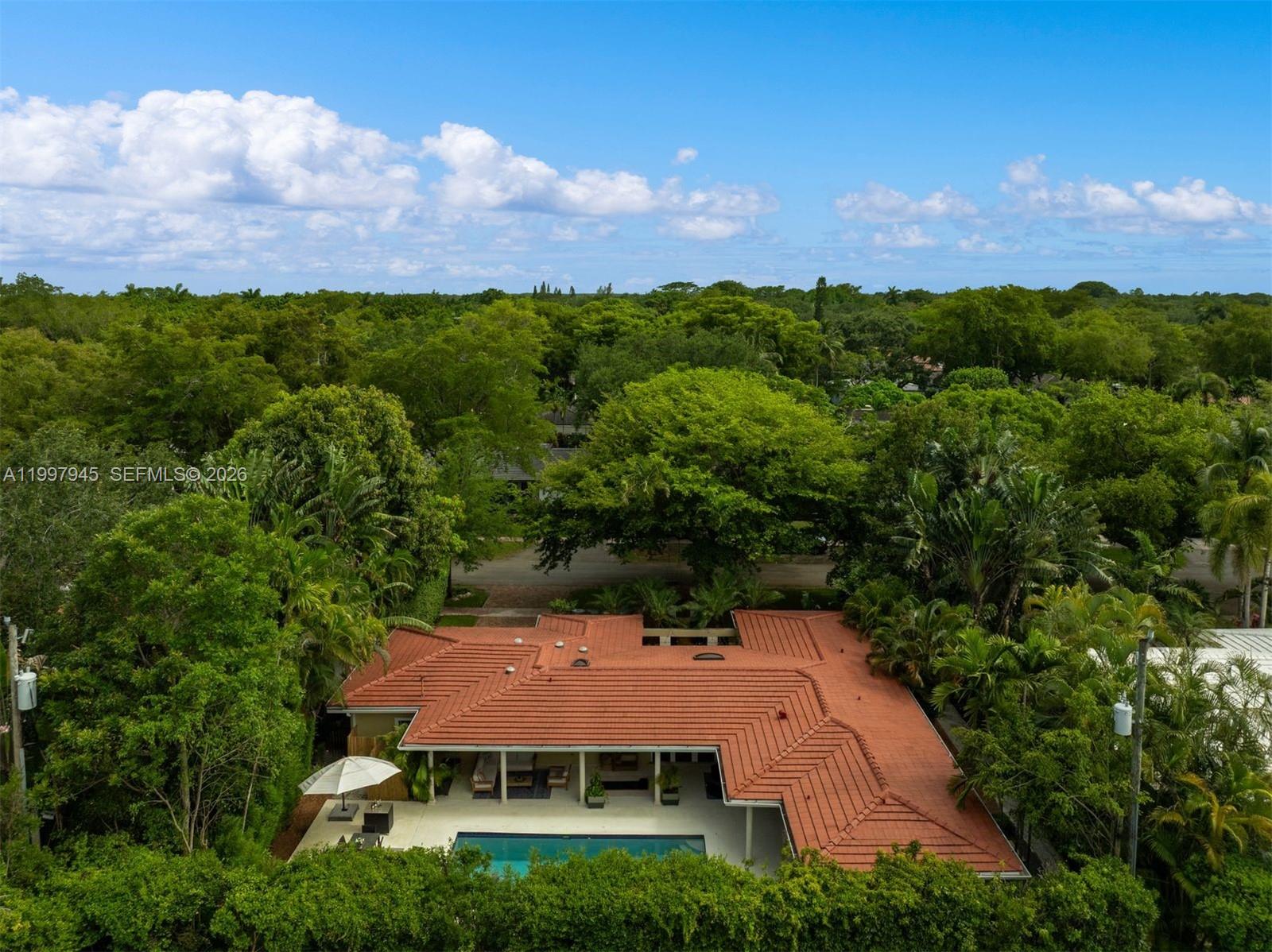 611 Santurce Ave Coral Gables, FL 33143