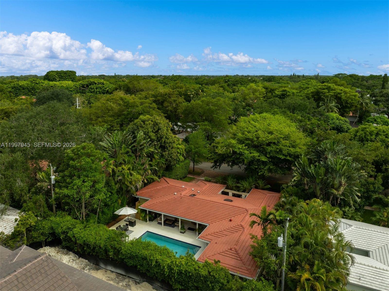 611 Santurce Ave Coral Gables, FL 33143