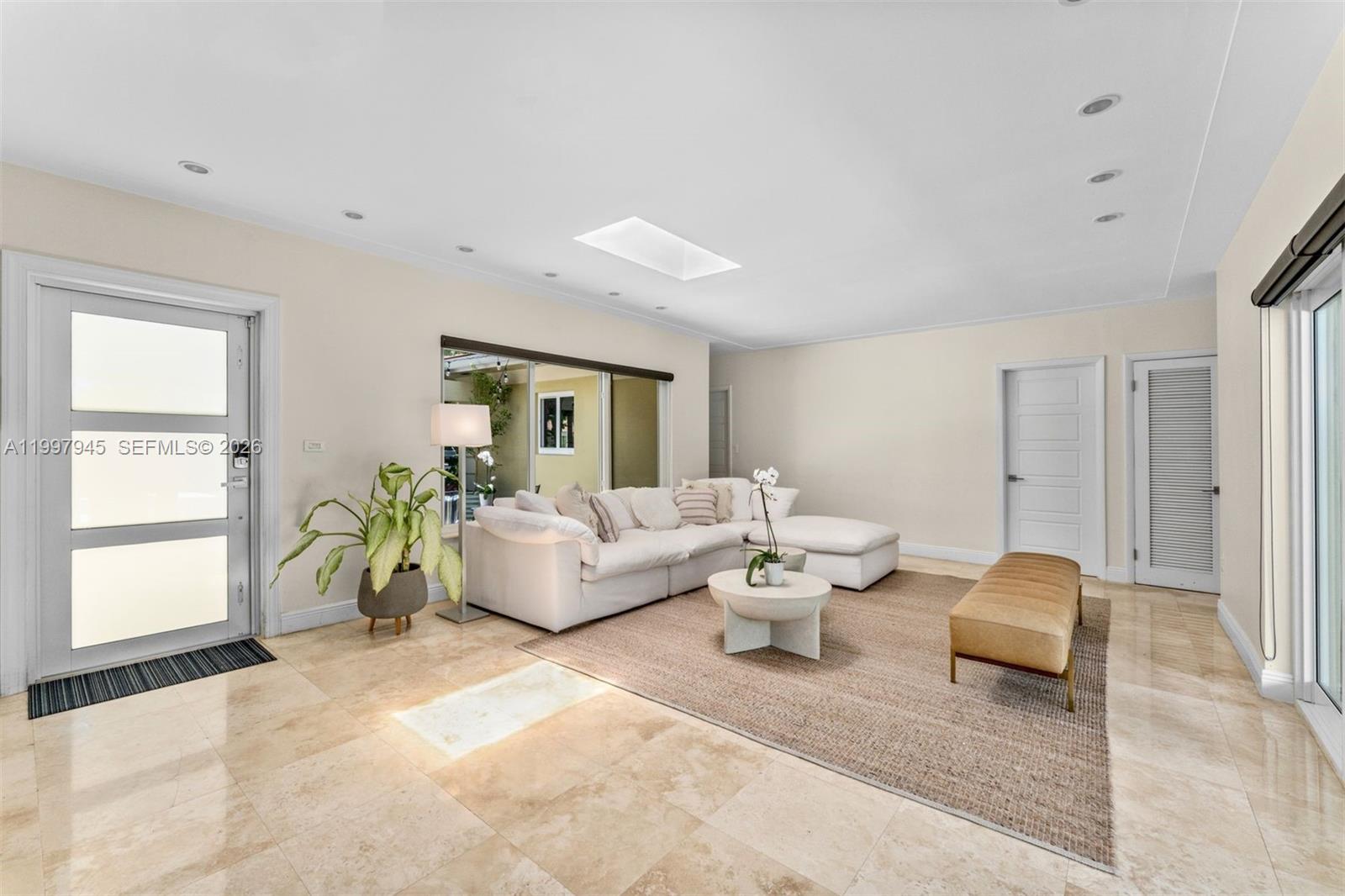 611 Santurce Ave Coral Gables, FL 33143