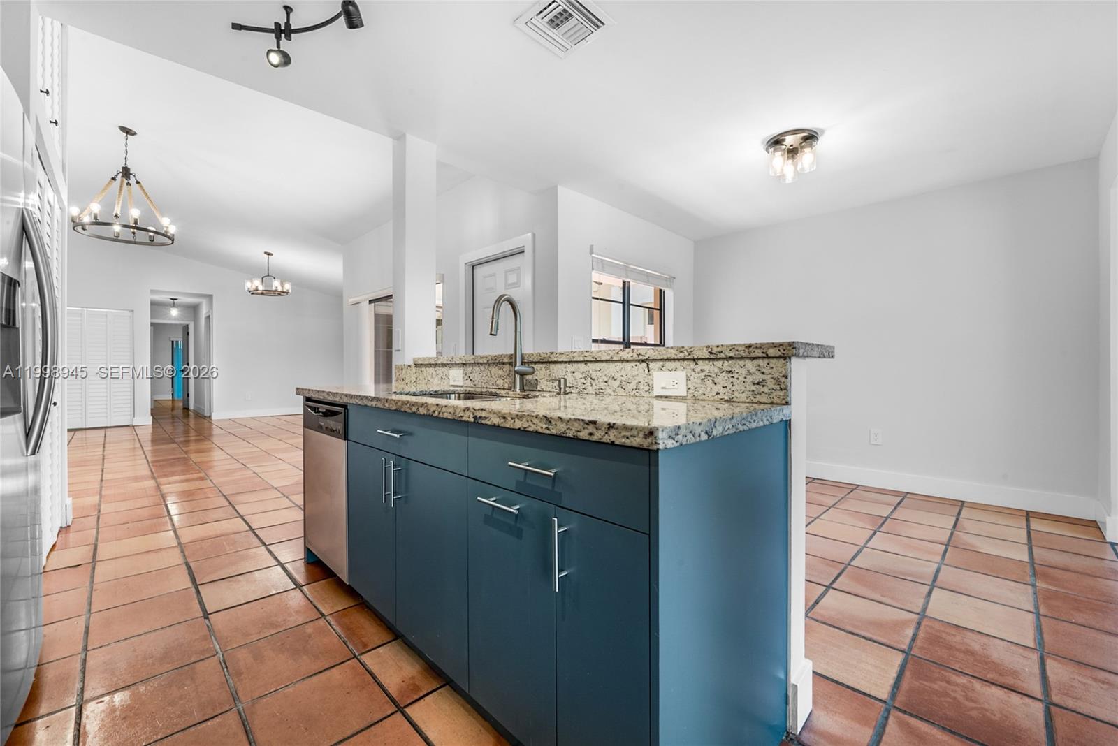 2934 W Trade Ave Miami, FL 33133