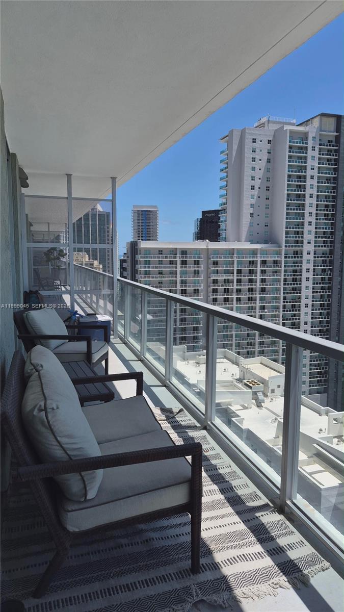 image Axis on Brickell South6