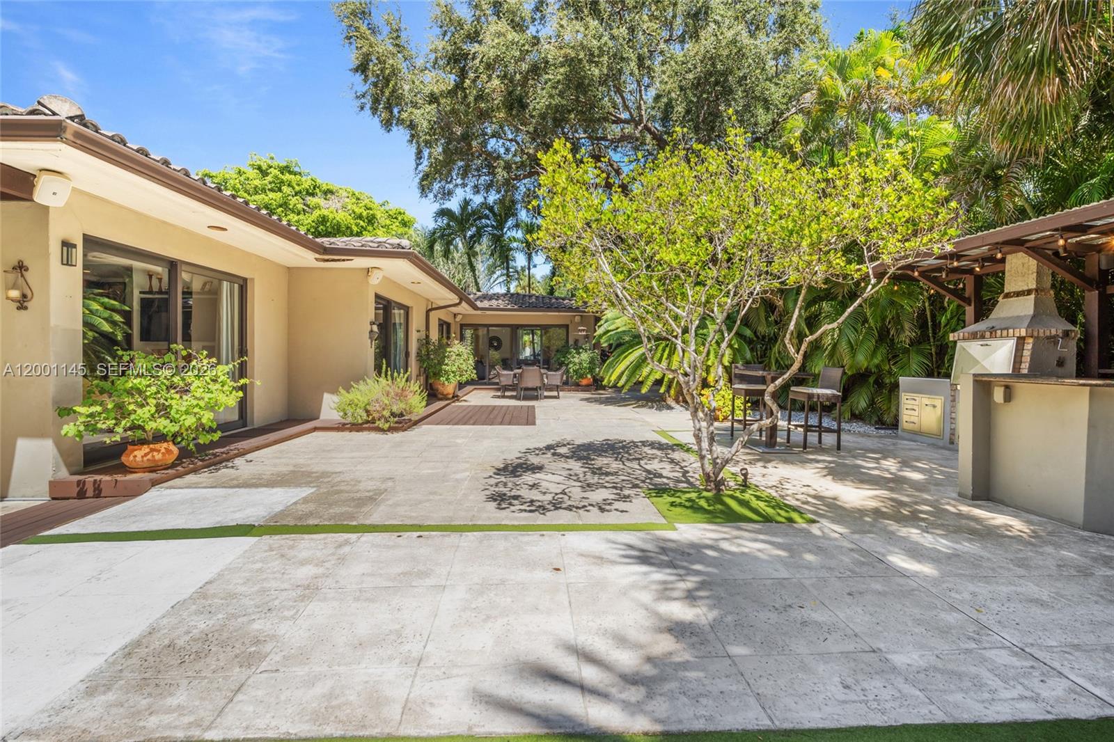 560 Sabal Palm Rd Miami, FL 33137