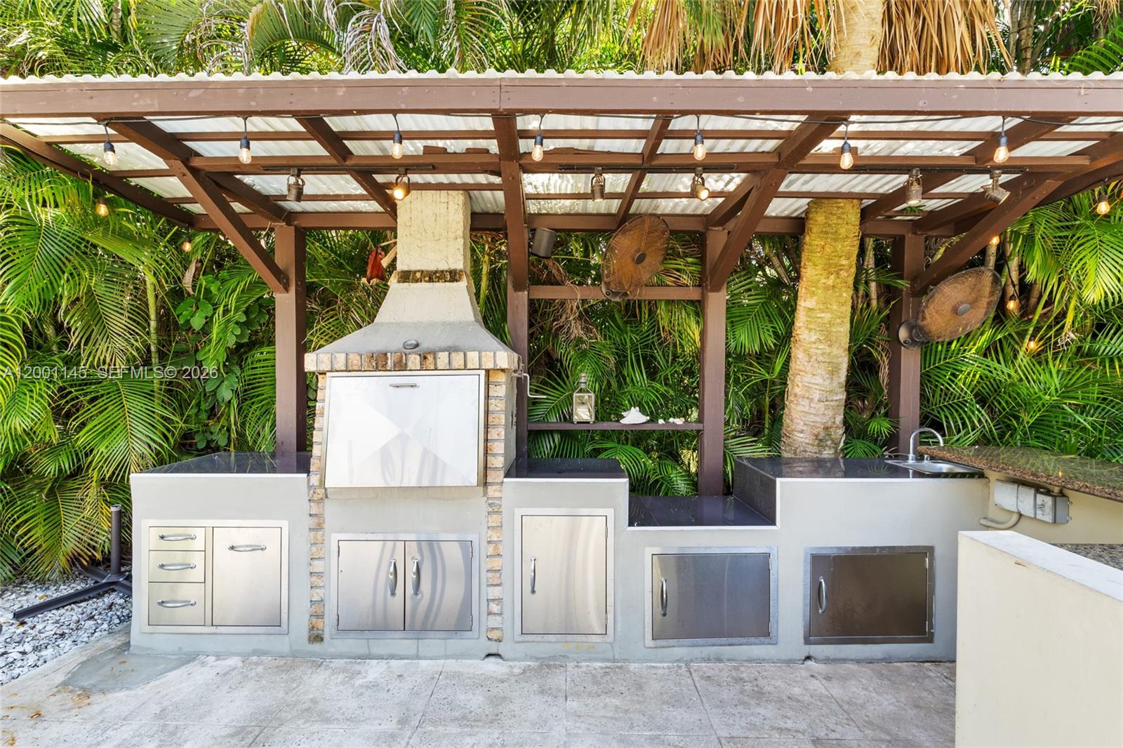 560 Sabal Palm Rd Miami, FL 33137