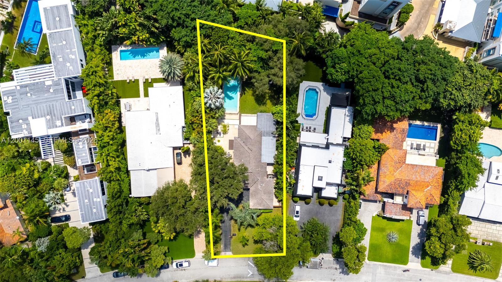 560 Sabal Palm Rd Miami, FL 33137