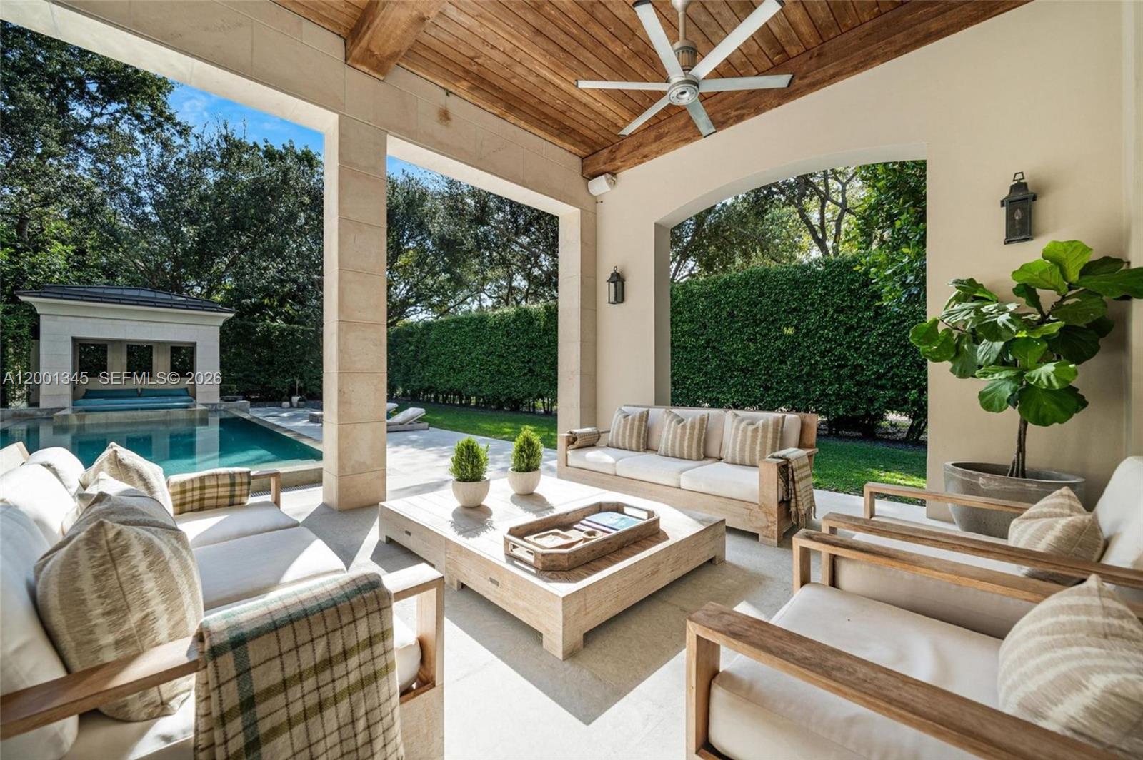 9741 W Suburban Dr Pinecrest, FL 33156