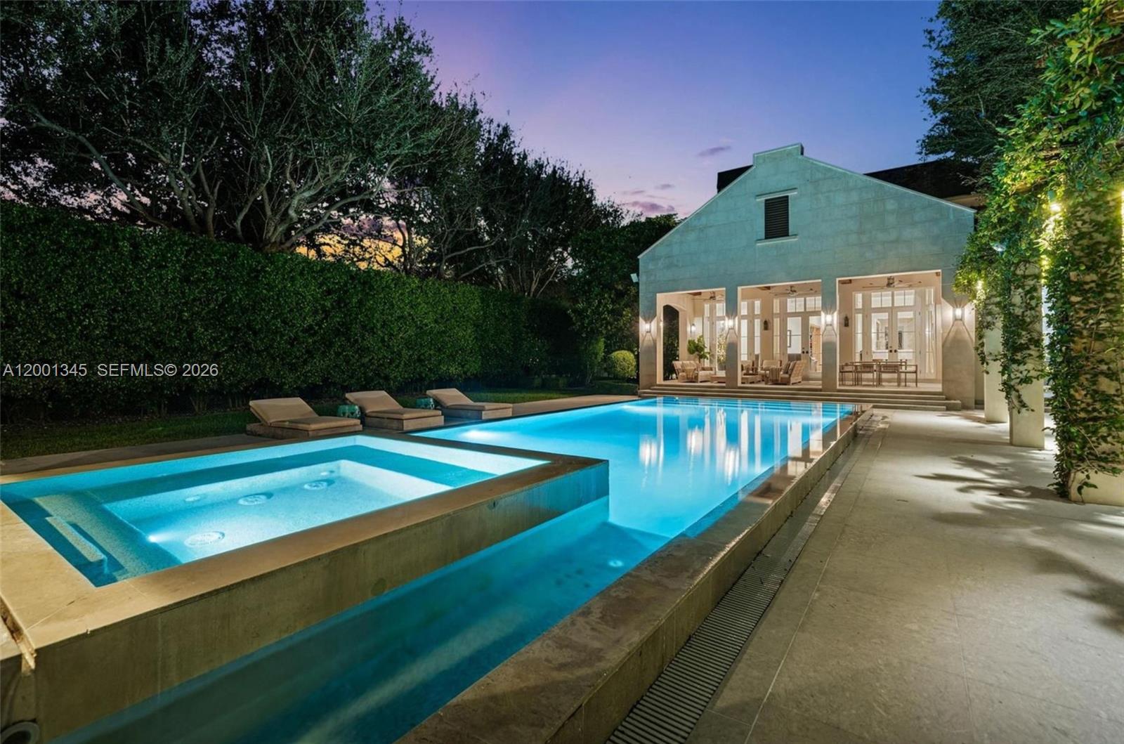 9741 W Suburban Dr Pinecrest, FL 33156