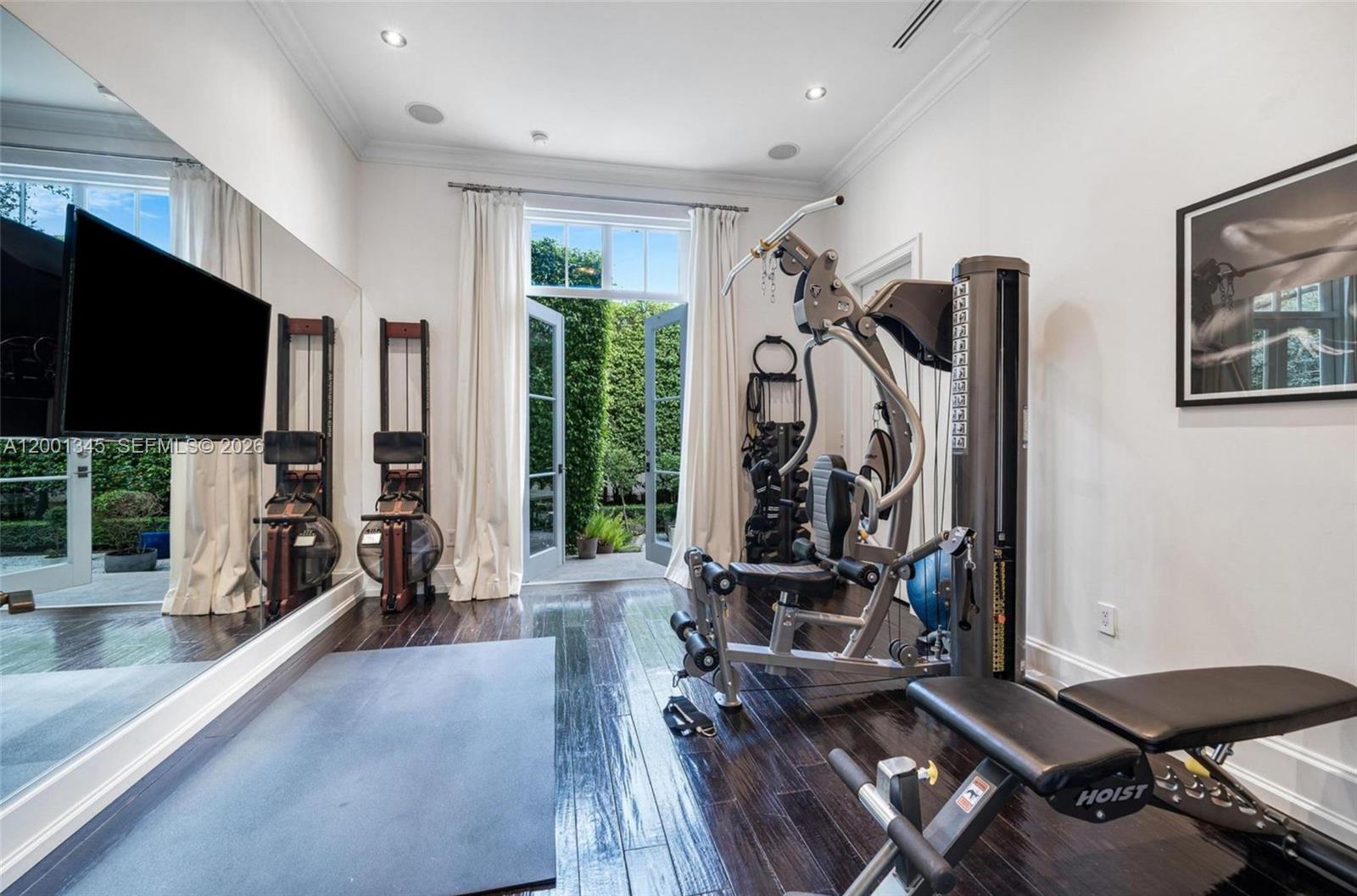 9741 W Suburban Dr Pinecrest, FL 33156