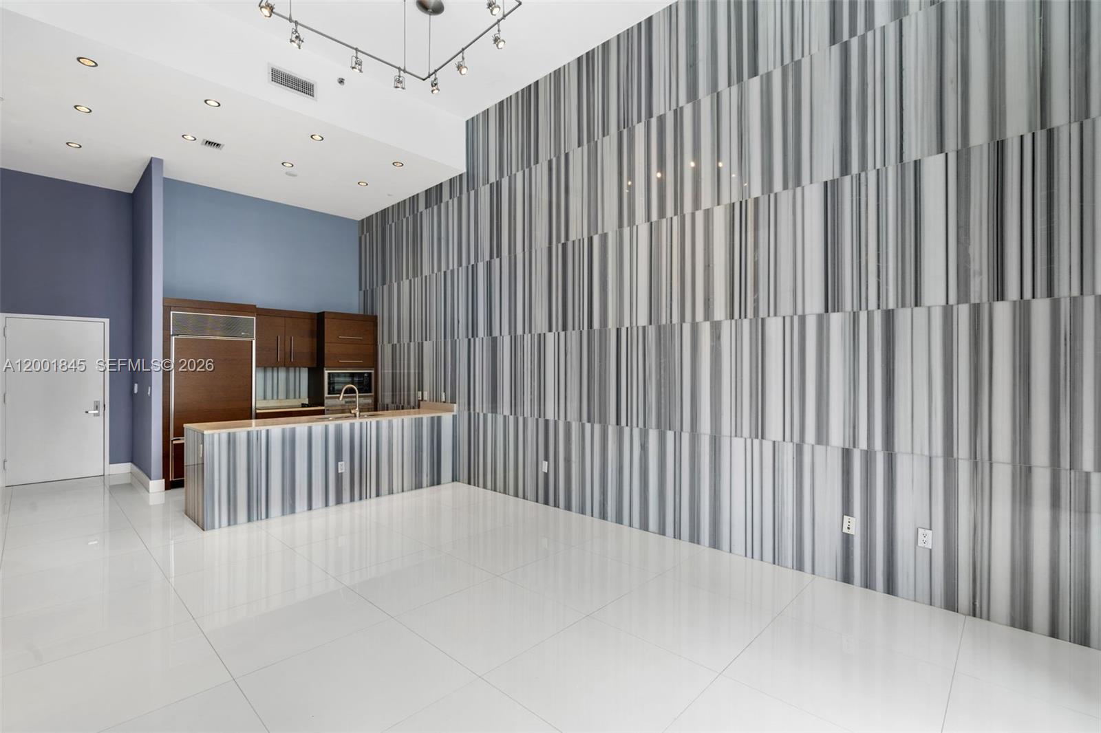 image Icon Brickell I9