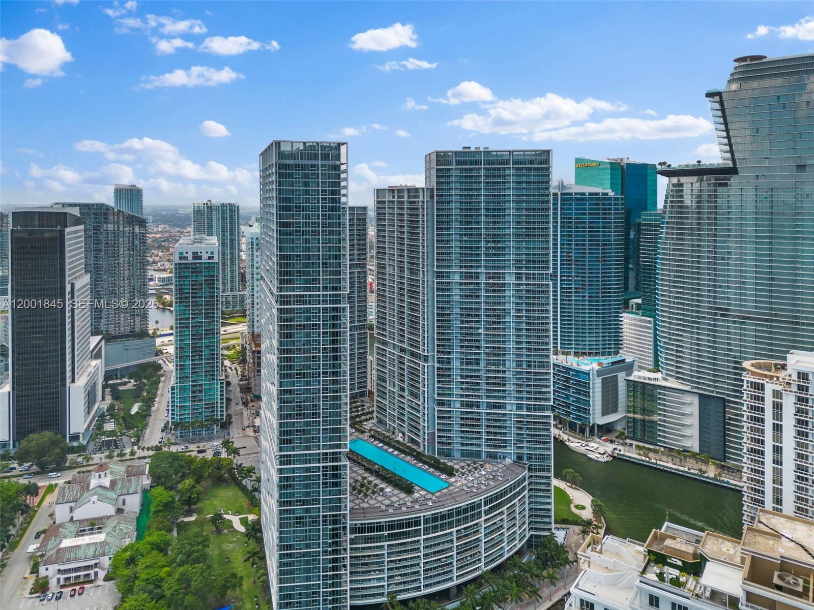 image Icon Brickell I22