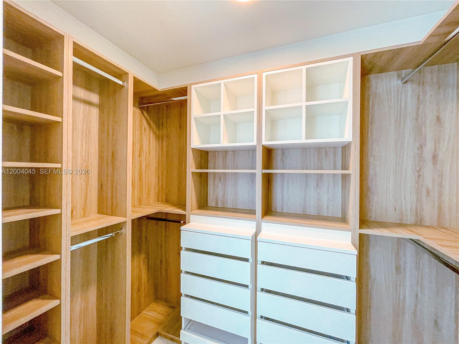 15701 Collins Ave #1205 Sunny Isles Beach, FL 33160