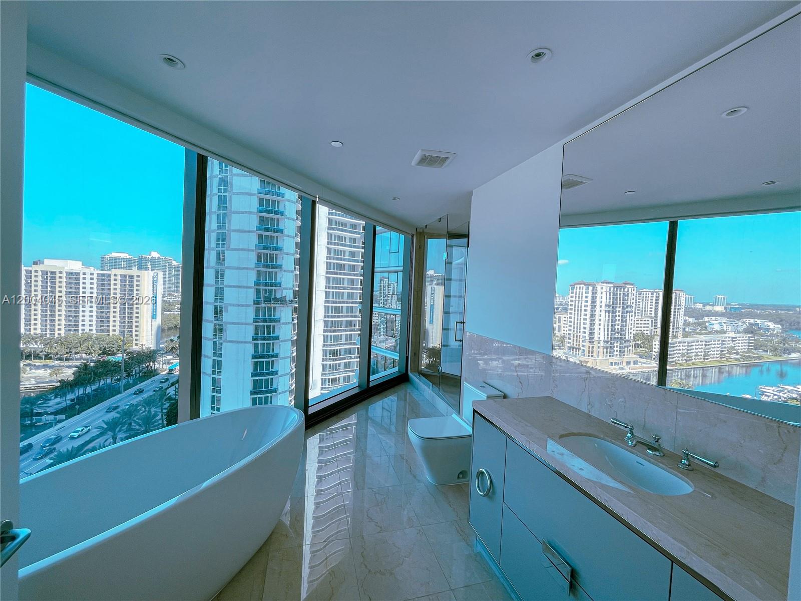 15701 Collins Ave #1205 Sunny Isles Beach, FL 33160