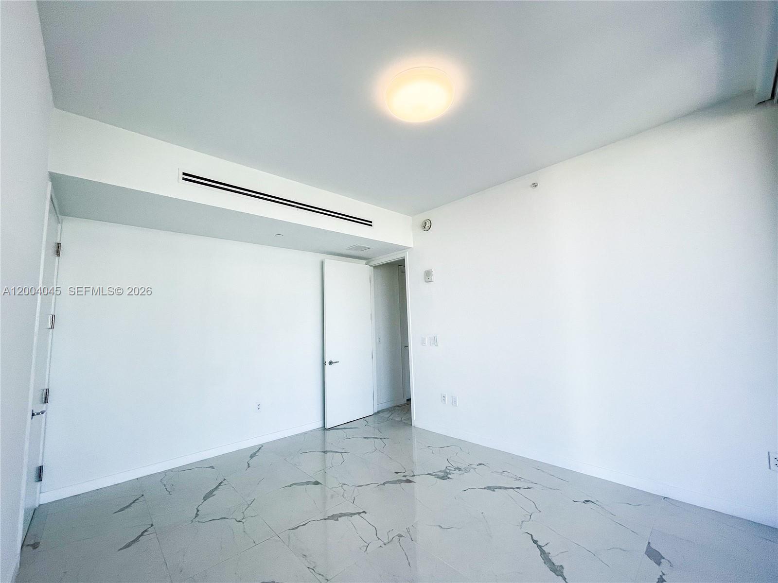 15701 Collins Ave #1205 Sunny Isles Beach, FL 33160