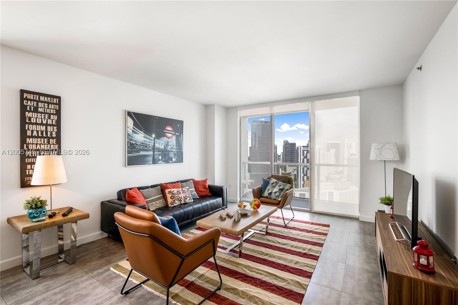 500 Brickell Ave #3907