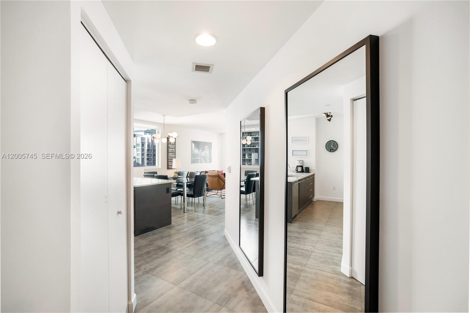 image 500 Brickell East13