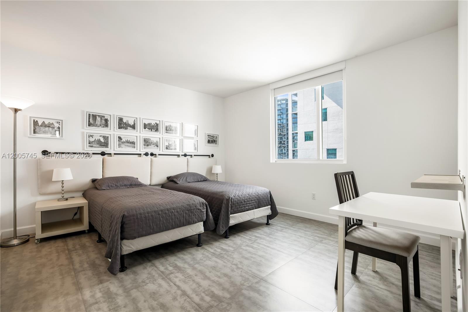 image 500 Brickell East6