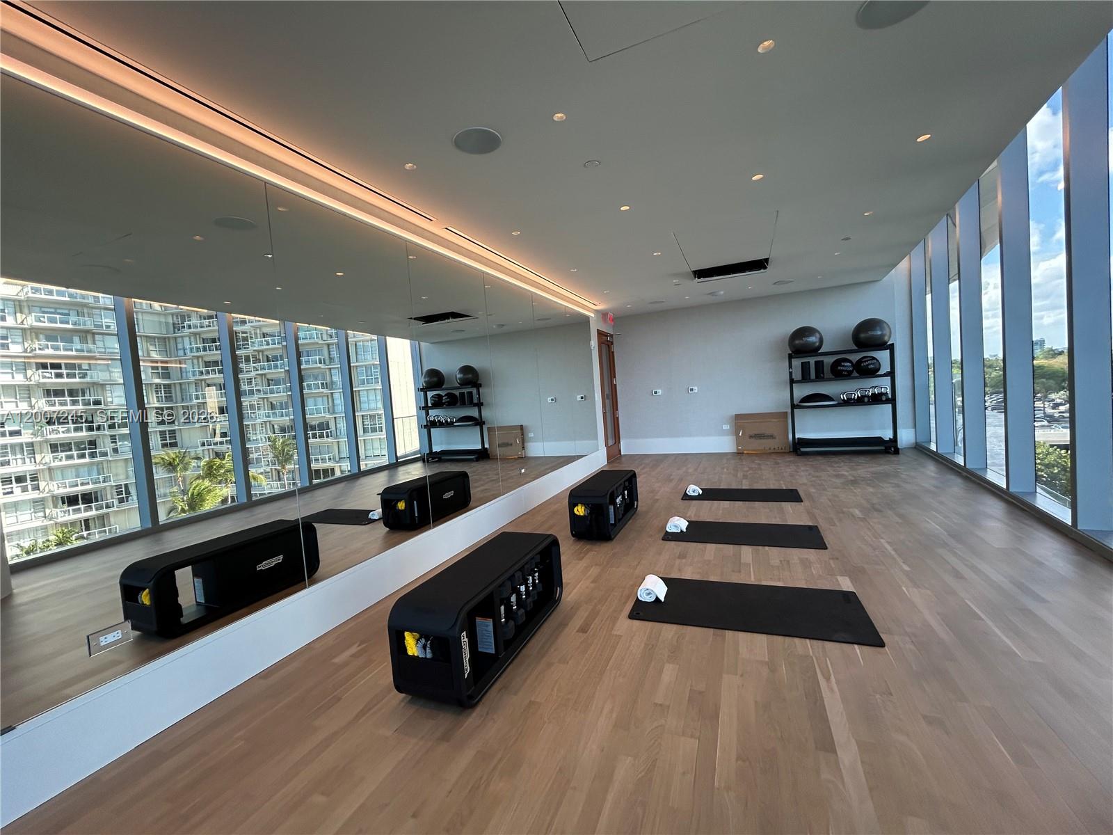 image Una Residences20