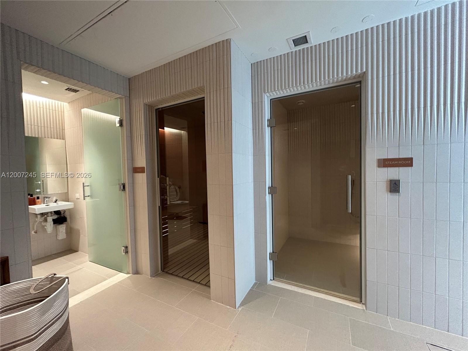image Una Residences27