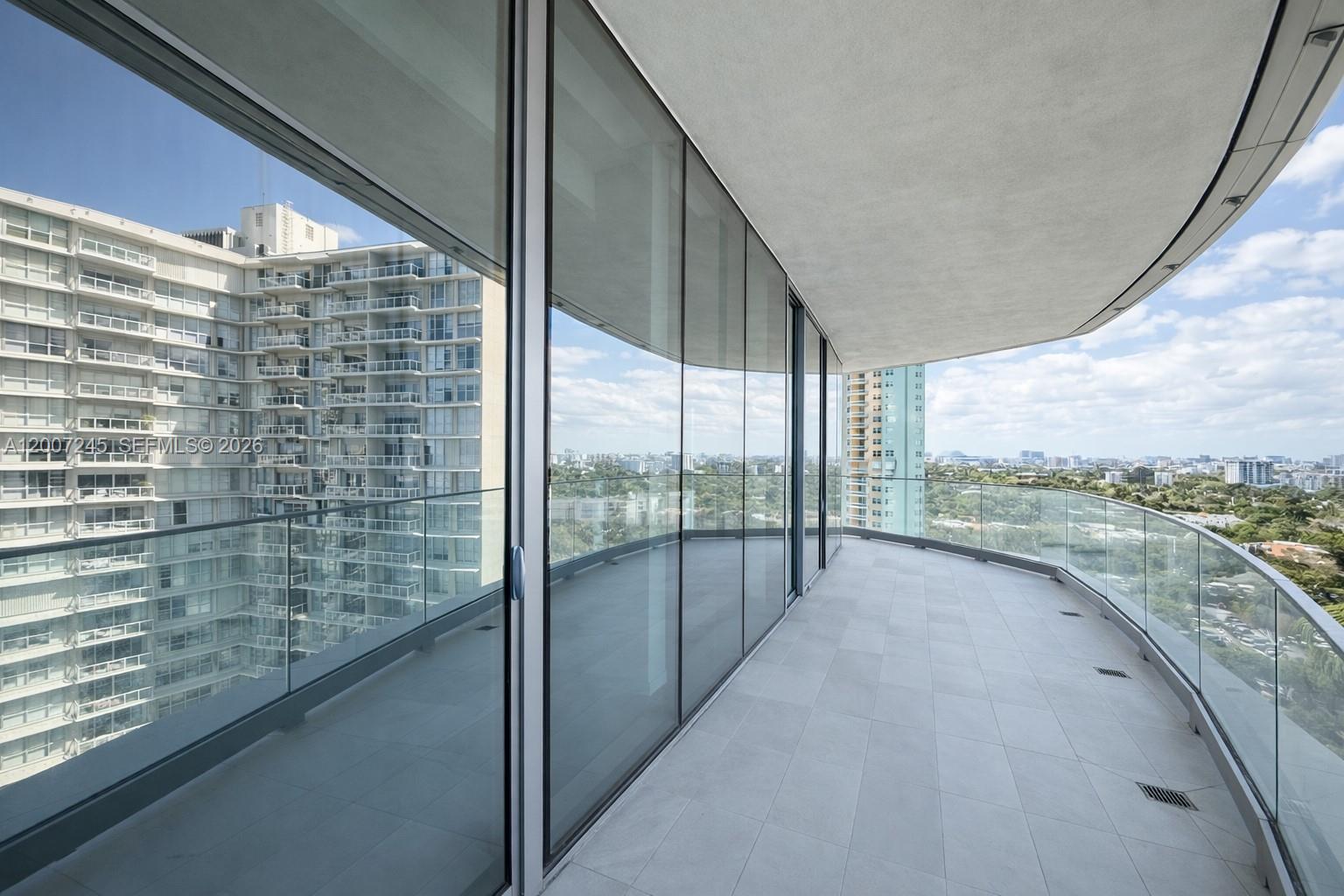 image Una Residences7