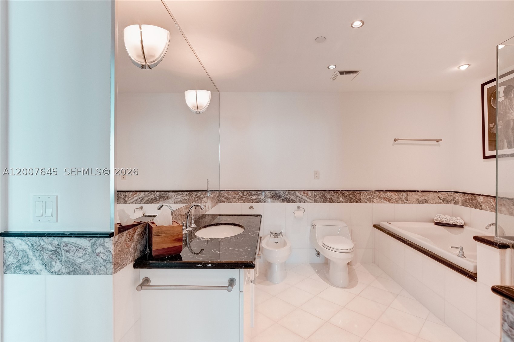540 West Ave #2112 Miami Beach, FL 33139