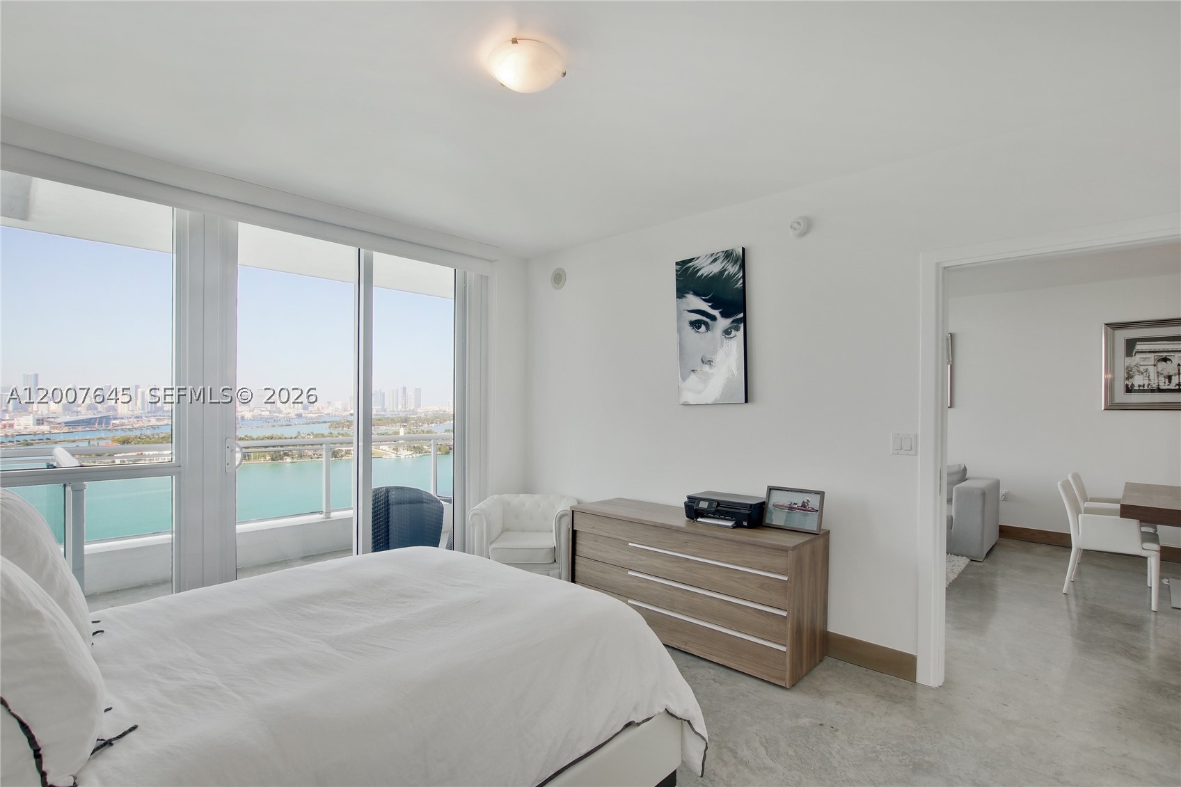 540 West Ave #2112 Miami Beach, FL 33139