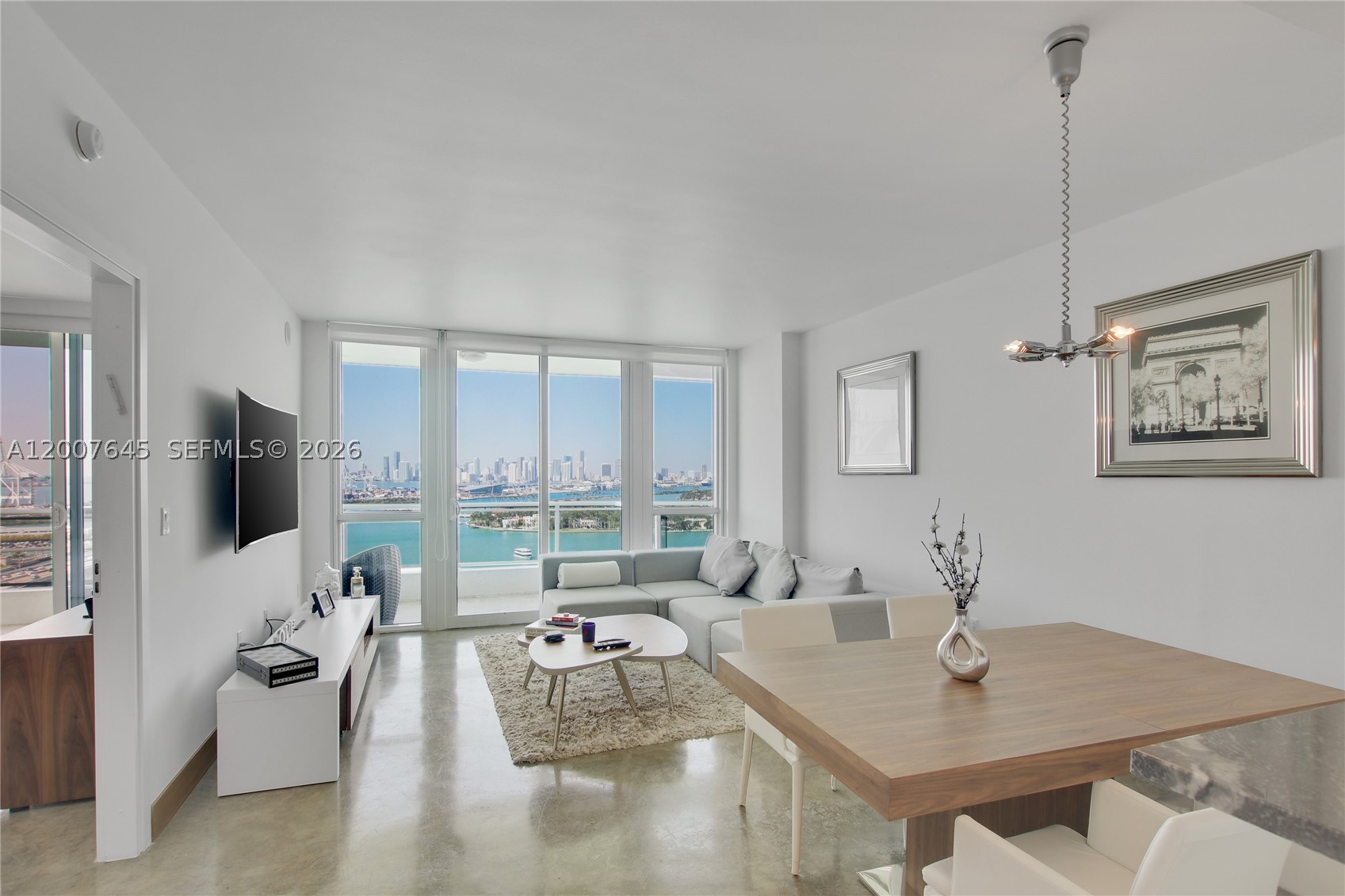 540 West Ave #2112 Miami Beach, FL 33139