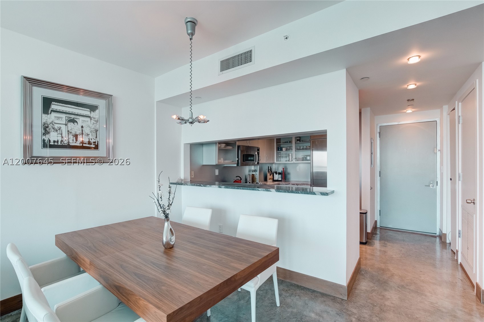 540 West Ave #2112 Miami Beach, FL 33139