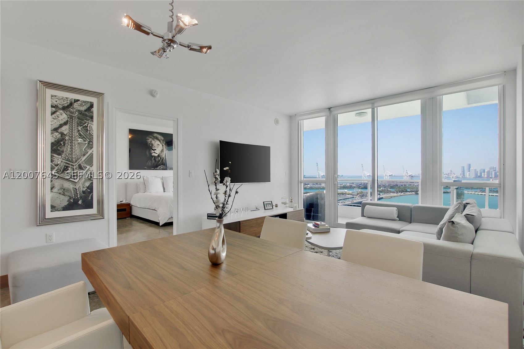 540 West Ave #2112 Miami Beach, FL 33139