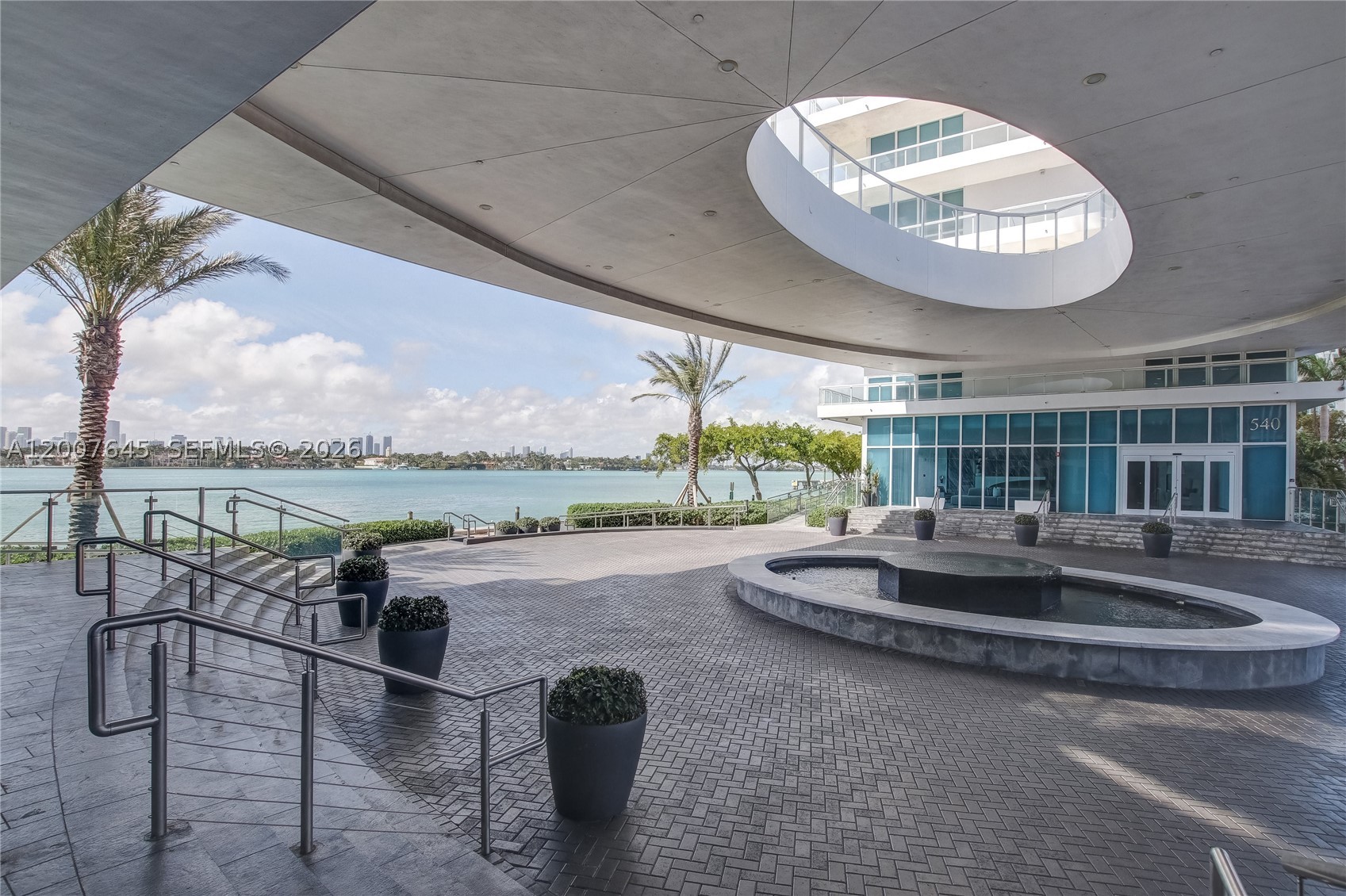 540 West Ave #2112 Miami Beach, FL 33139