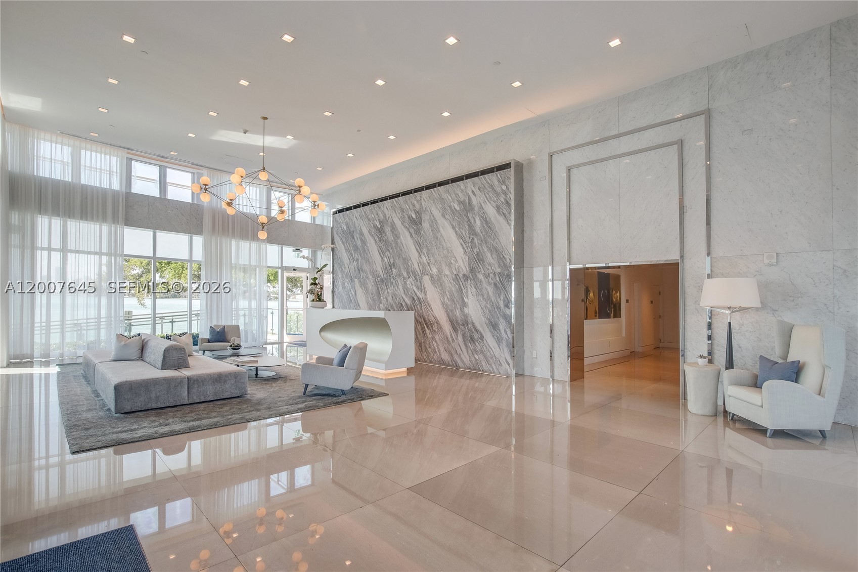 540 West Ave #2112 Miami Beach, FL 33139