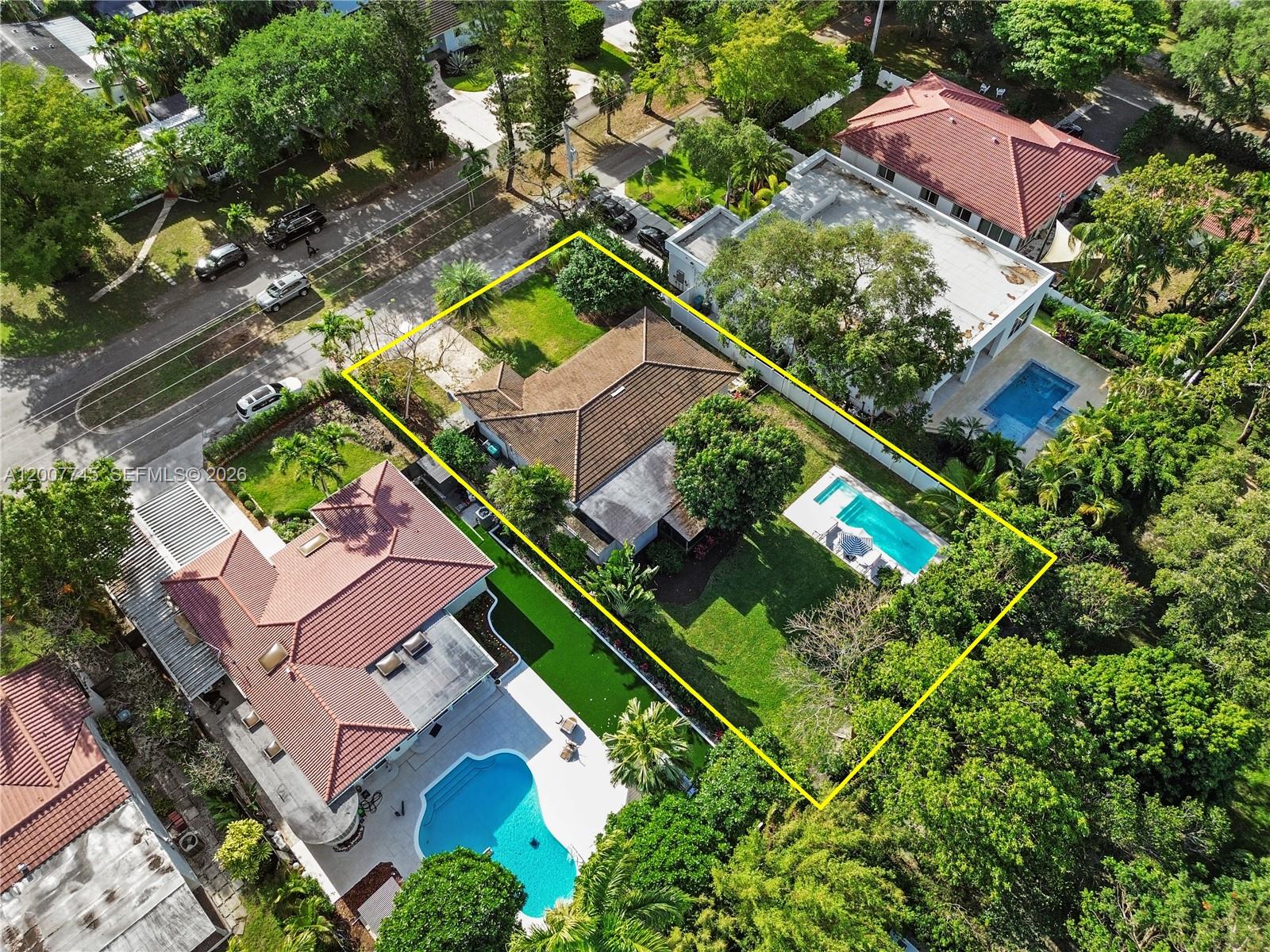11790 NE 8th Ave Biscayne Park, FL 33161