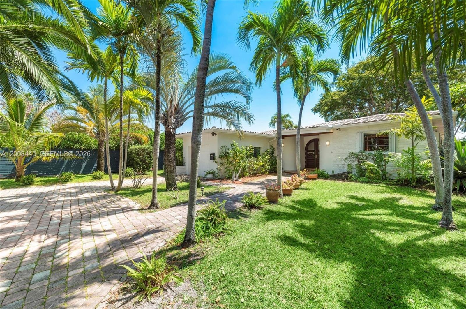 540 S Shore Dr Miami Beach, FL 33141