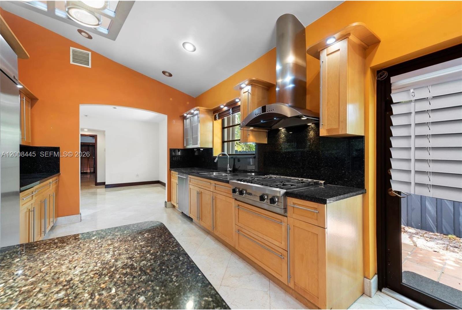 540 S Shore Dr Miami Beach, FL 33141
